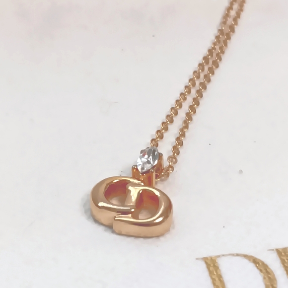 Christian Dior ✨️Cat Eye Gemstone Pendant 1990s Vintage Gold Plated Necklace - Picture 5 of 13